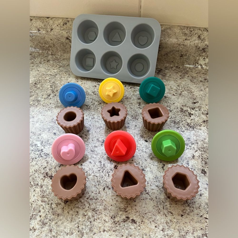 Colorful Shape Sorting Cupcakes - Picture 3 of 3